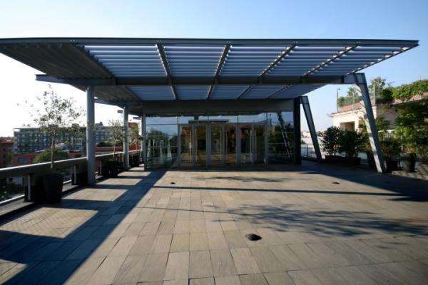 Headquarter e showroom Diesel S.p.A. - Milano (MI), Via Stendhal, 34